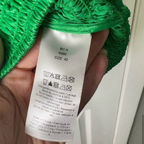 Ganni Cropped Smocked Top - Picture 4 of 5